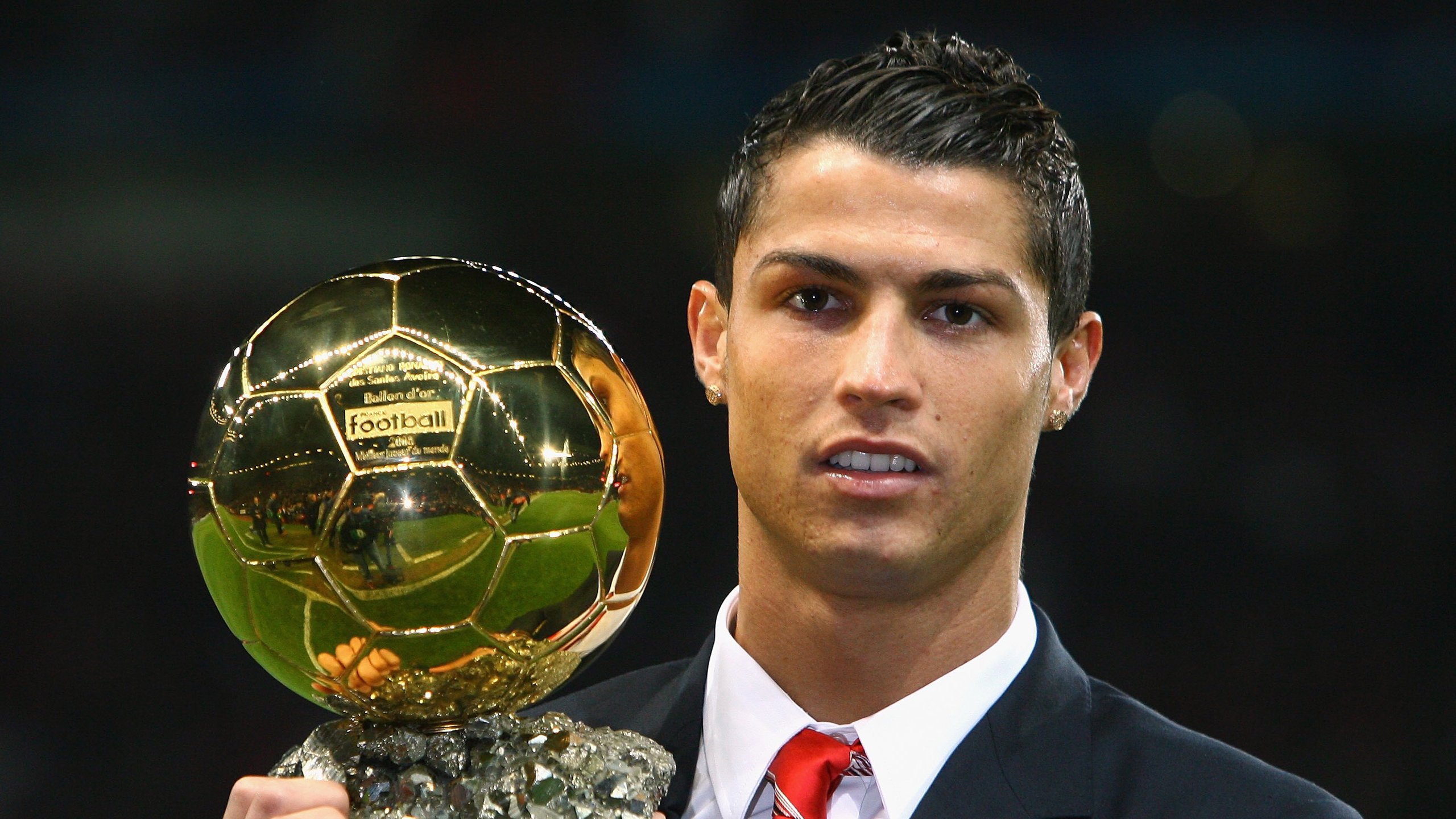 《FIFA》职业线上联赛名额争夺激烈，队伍布局逐步成形，fifa职业玩家