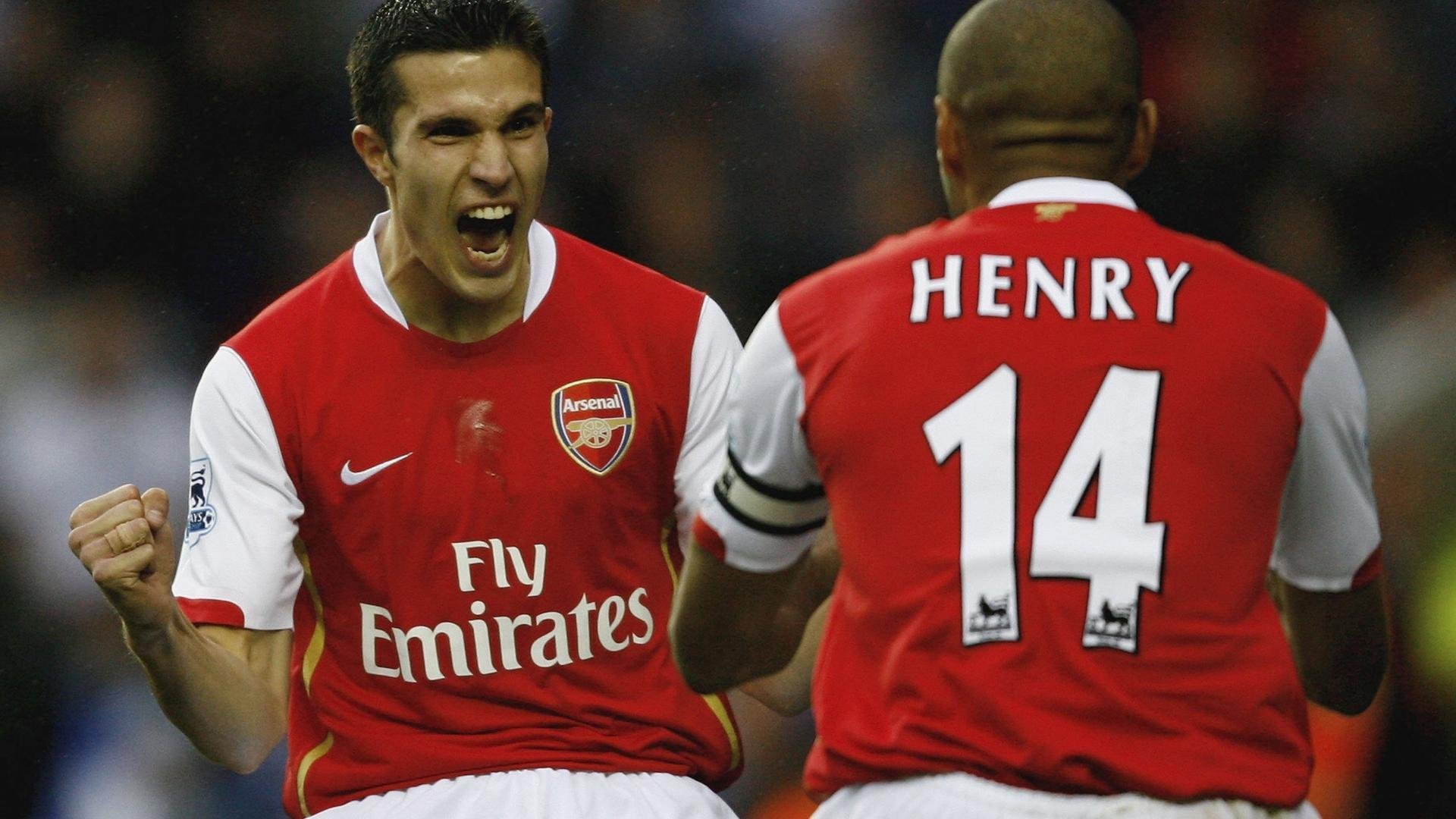 全民狂欢电竞盛典，万人在线燃爆全场！